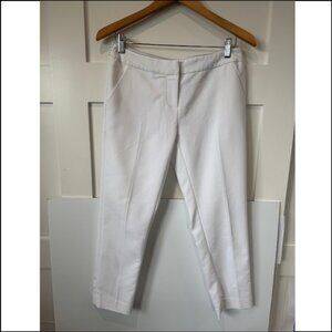 LIKE NEW Amanda + Chelsea White Pants - Cropped 7/8 length Size 2